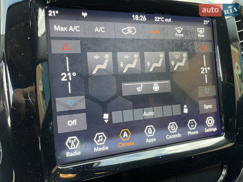 Позашляховик / Кросовер Jeep Cherokee 2019 в Рівному