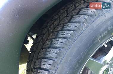 Внедорожник / Кроссовер Jeep Cherokee 2000 в 