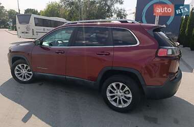 Позашляховик / Кросовер Jeep Cherokee 2019 в 