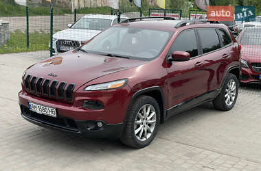 Внедорожник / Кроссовер Jeep Cherokee 2018 в 
