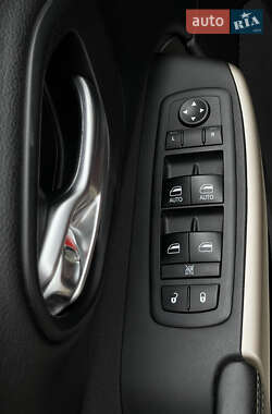 Внедорожник / Кроссовер Jeep Cherokee 2018 в 