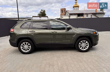 Внедорожник / Кроссовер Jeep Cherokee 2020 в 