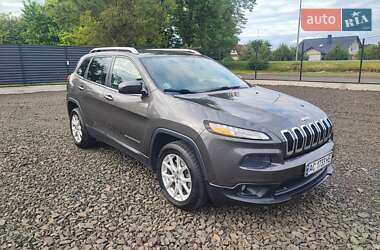 Позашляховик / Кросовер Jeep Cherokee 2013 в Луцьку