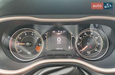 Внедорожник / Кроссовер Jeep Cherokee 2013 в 