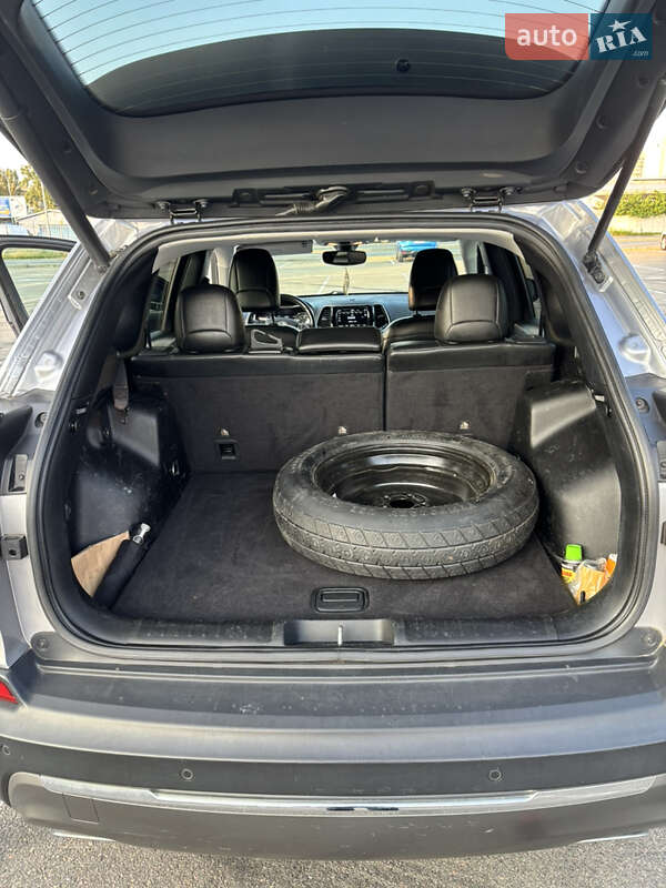 Позашляховик / Кросовер Jeep Cherokee 2018 в Києві