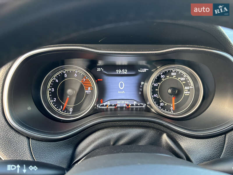 Позашляховик / Кросовер Jeep Cherokee 2018 в Києві