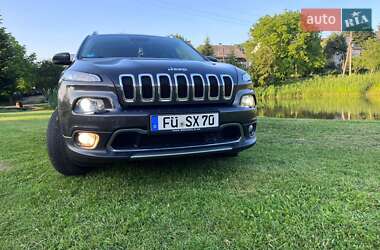 Внедорожник / Кроссовер Jeep Cherokee 2015 в 