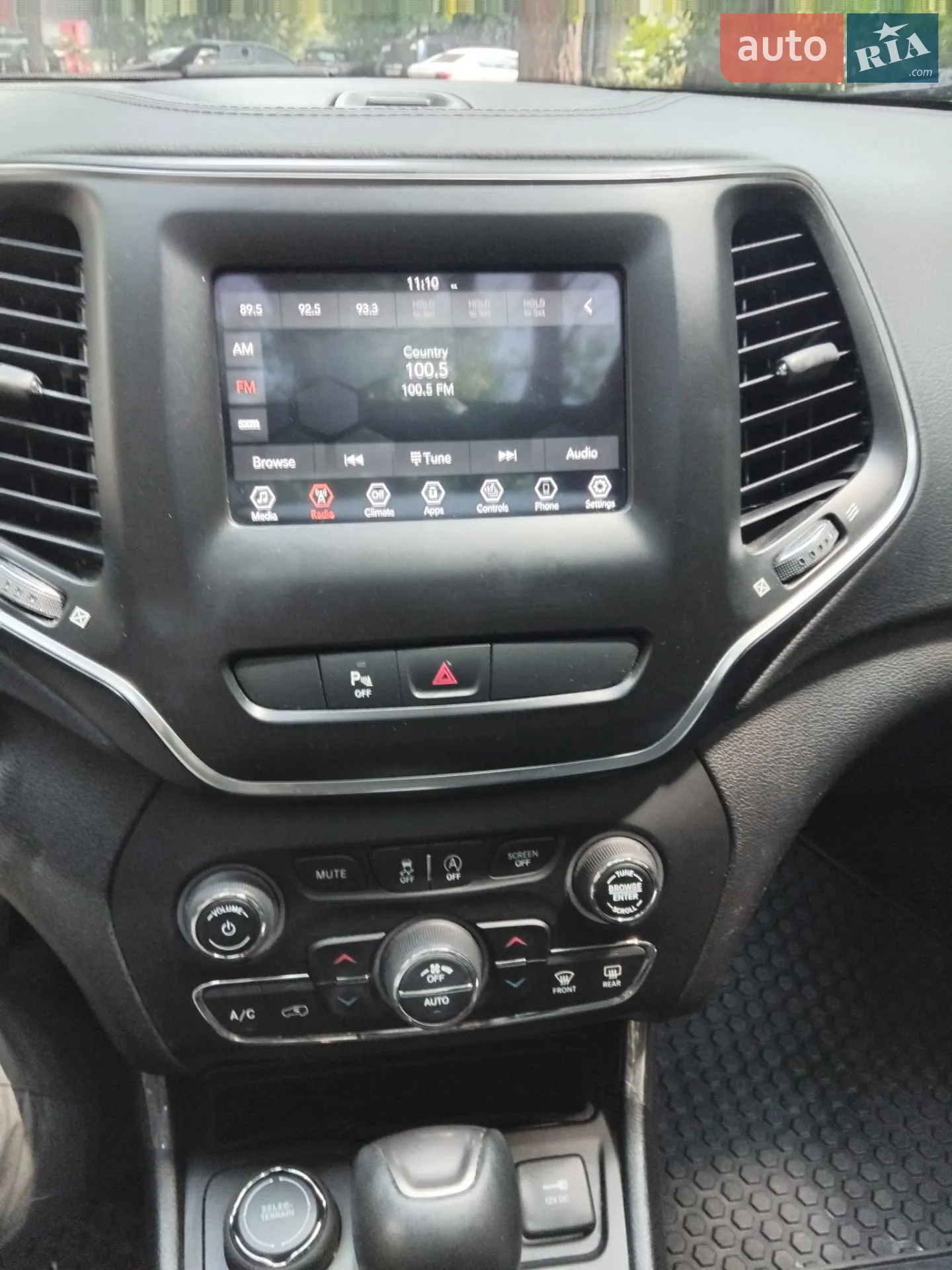 2019 Jeep Cherokee - мініатюра 17