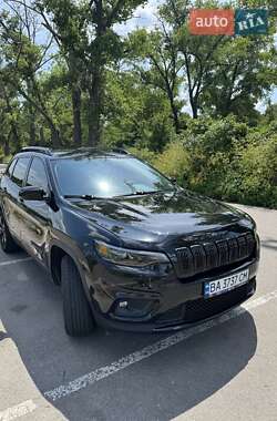 Внедорожник / Кроссовер Jeep Cherokee 2019 в 