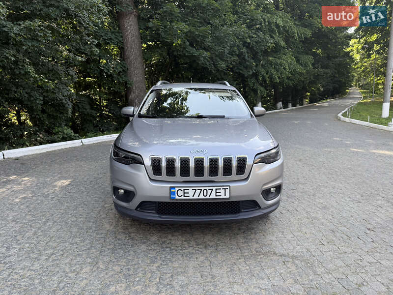 Внедорожник / Кроссовер Jeep Cherokee 2018 в Черновцах