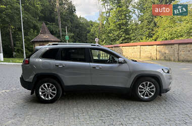 Внедорожник / Кроссовер Jeep Cherokee 2018 в 