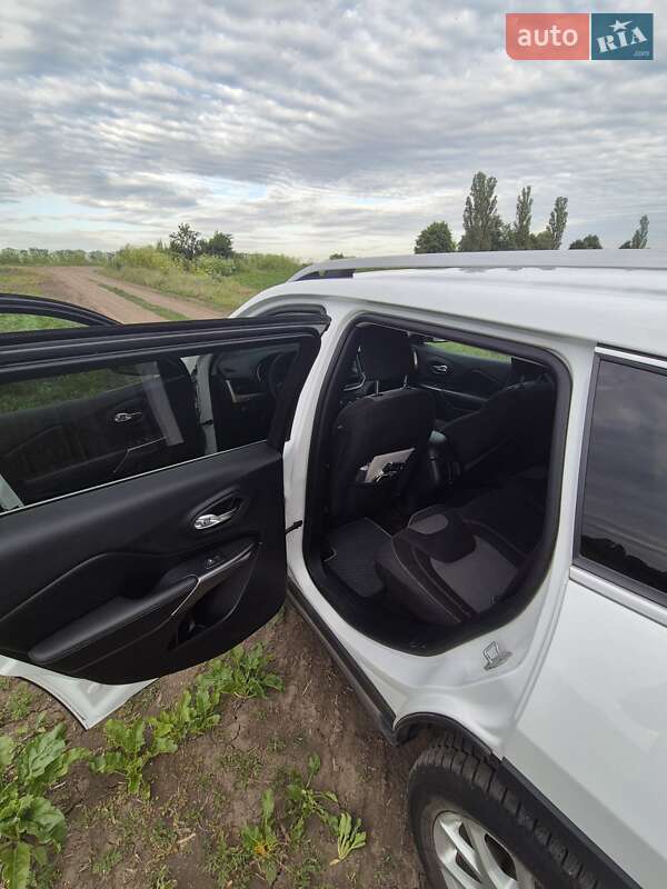 Позашляховик / Кросовер Jeep Cherokee 2018 в Гайсину