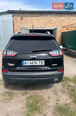 Внедорожник / Кроссовер Jeep Cherokee 2019 в 