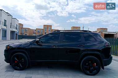 Внедорожник / Кроссовер Jeep Cherokee 2019 в 