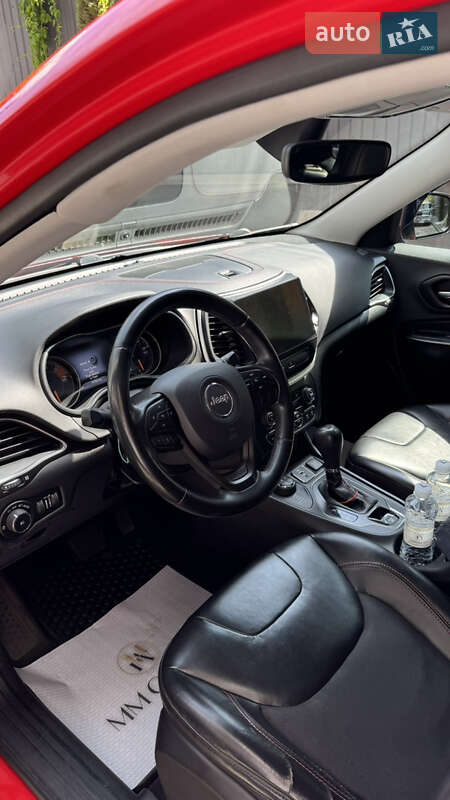 Внедорожник / Кроссовер Jeep Cherokee 2018 в Ужгороде фото 21 Внедорожник / Кроссовер Jeep Cherokee 2018 в Ужгороде