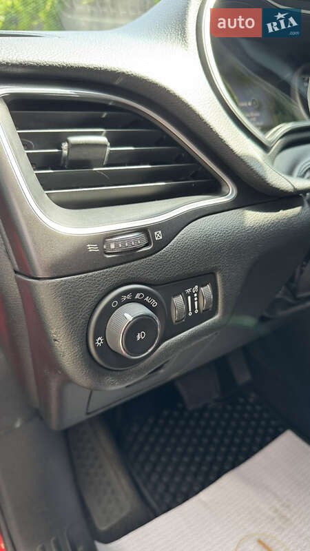 Внедорожник / Кроссовер Jeep Cherokee 2018 в Ужгороде фото 27 Внедорожник / Кроссовер Jeep Cherokee 2018 в Ужгороде