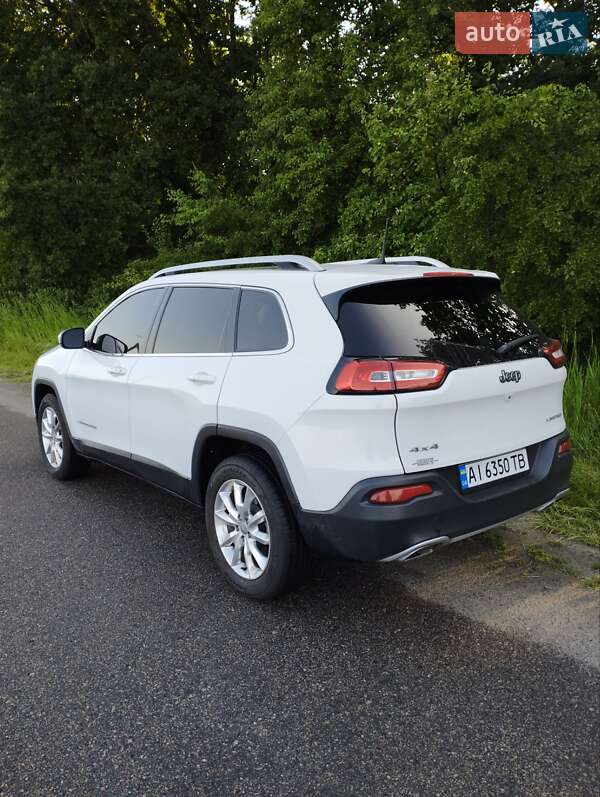 Внедорожник / Кроссовер Jeep Cherokee 2015 в Белой Церкви
