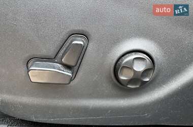 Внедорожник / Кроссовер Jeep Cherokee 2014 в 