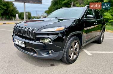 Внедорожник / Кроссовер Jeep Cherokee 2016 в Киеве