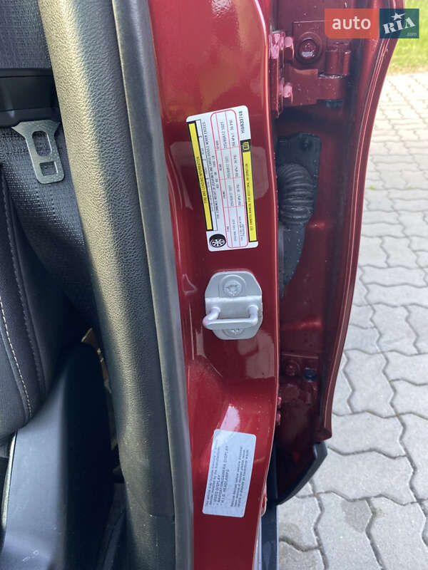 Внедорожник / Кроссовер Jeep Cherokee 2017 в Стрые