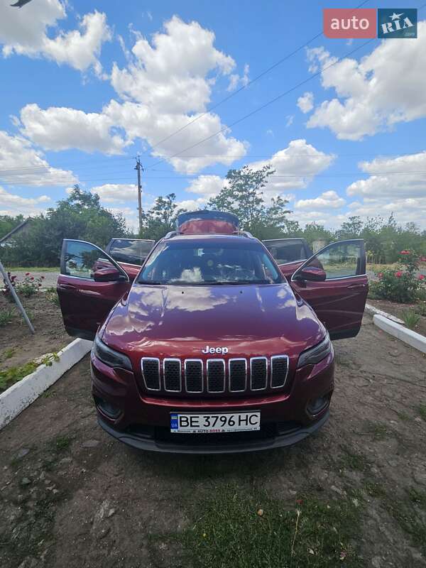 Внедорожник / Кроссовер Jeep Cherokee 2018 в Баштанке