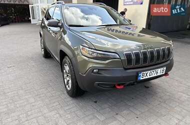 Внедорожник / Кроссовер Jeep Cherokee 2021 в 