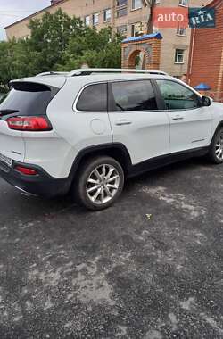 Внедорожник / Кроссовер Jeep Cherokee 2013 в Любашевке