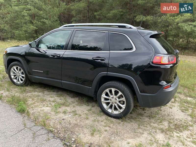 Внедорожник / Кроссовер Jeep Cherokee 2018 в Кременчуге