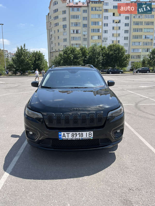 Внедорожник / Кроссовер Jeep Cherokee 2019 в Ивано-Франковске