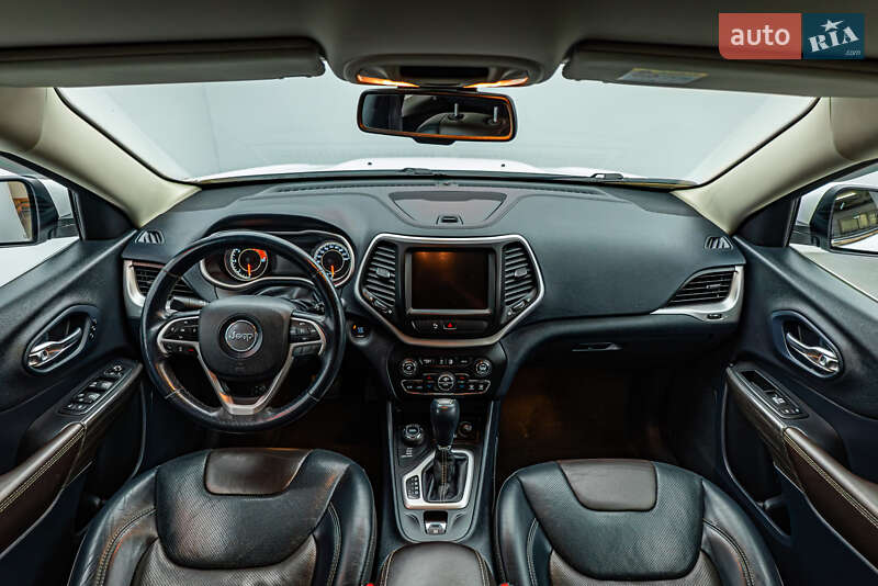 Внедорожник / Кроссовер Jeep Cherokee 2015 в Киеве фото 8 Внедорожник / Кроссовер Jeep Cherokee 2015 в Киеве