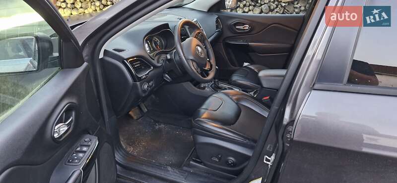 Внедорожник / Кроссовер Jeep Cherokee 2021 в Ивано-Франковске