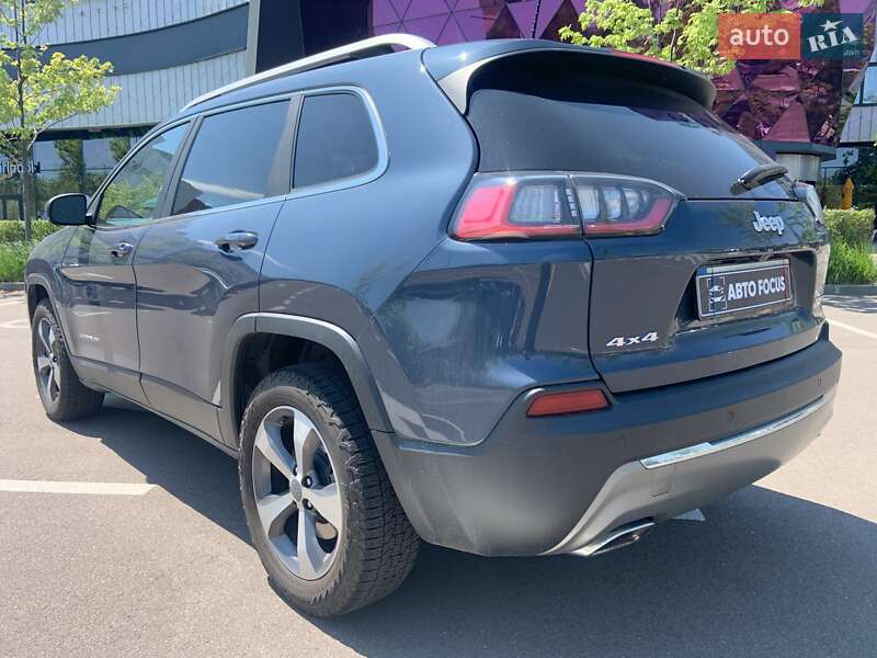 Внедорожник / Кроссовер Jeep Cherokee 2020 в Киеве