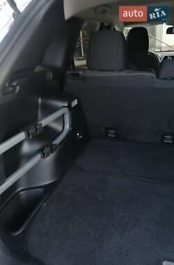 Позашляховик / Кросовер Jeep Cherokee 2015 в 