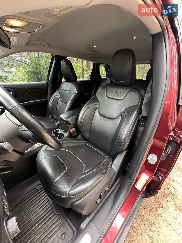 Внедорожник / Кроссовер Jeep Cherokee 2018 в Белогородке