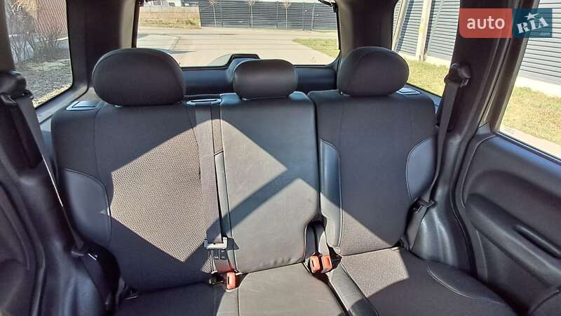 Внедорожник / Кроссовер Jeep Cherokee 2003 в Киеве