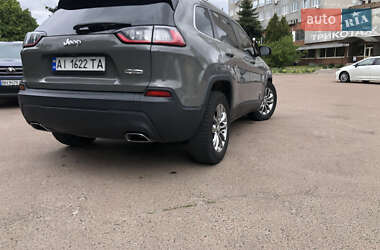 Внедорожник / Кроссовер Jeep Cherokee 2020 в 