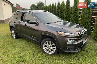 Внедорожник / Кроссовер Jeep Cherokee 2016 в Киеве