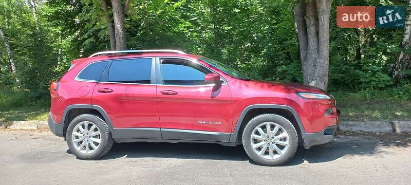 Внедорожник / Кроссовер Jeep Cherokee 2016 в Тернополе