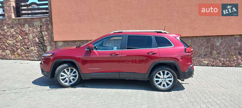 Внедорожник / Кроссовер Jeep Cherokee 2016 в Тернополе