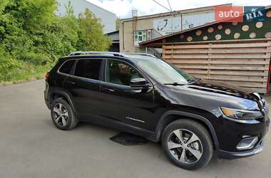 Внедорожник / Кроссовер Jeep Cherokee 2019 в 