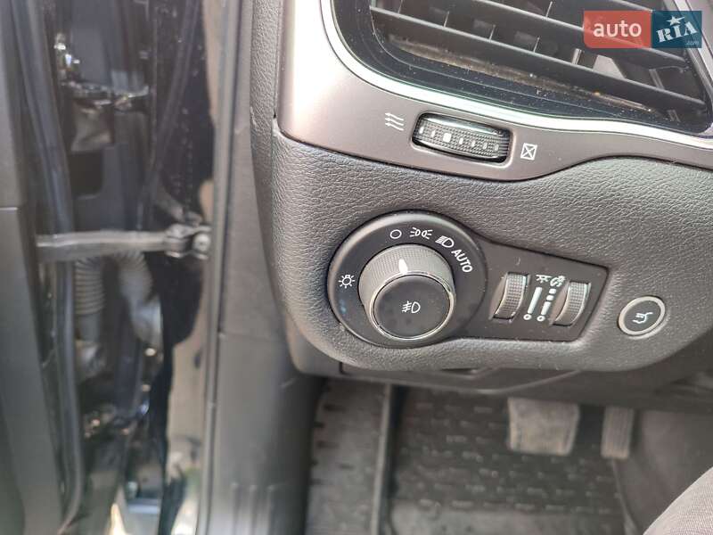 Внедорожник / Кроссовер Jeep Cherokee 2019 в Ровно