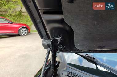 Внедорожник / Кроссовер Jeep Cherokee 2019 в 