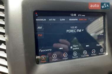 Внедорожник / Кроссовер Jeep Cherokee 2018 в 