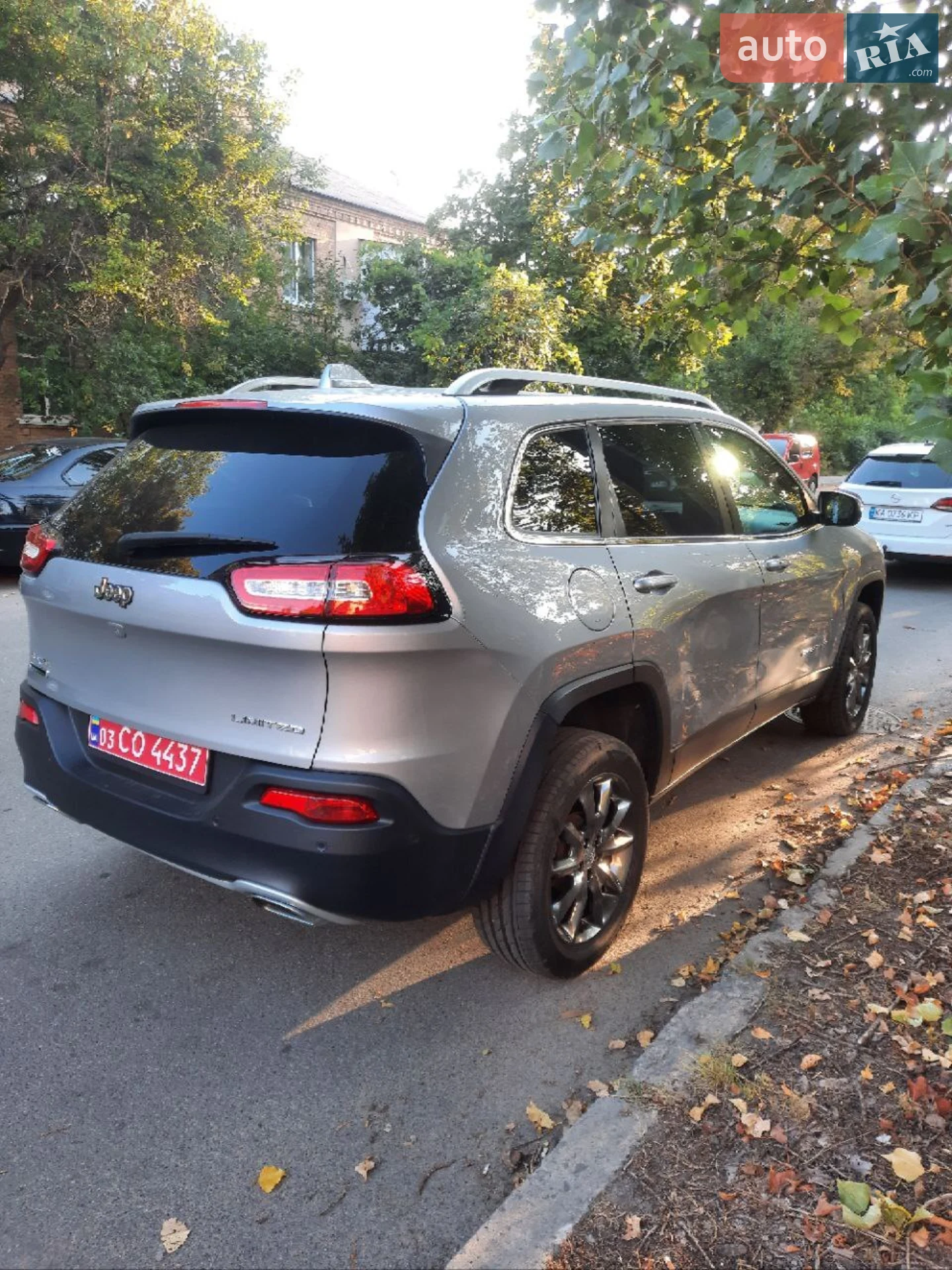 2015 Jeep Cherokee - мініатюра 3