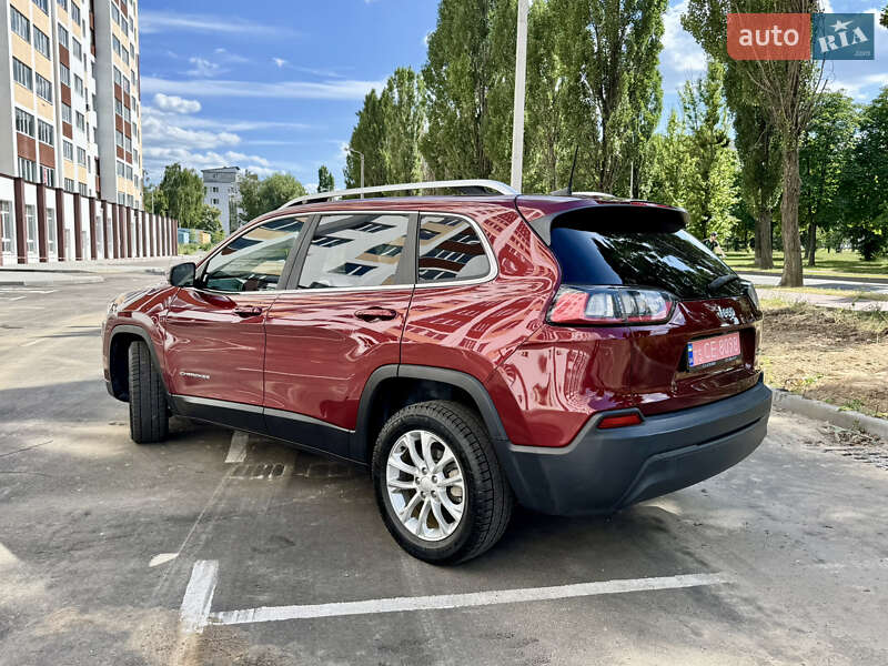 Внедорожник / Кроссовер Jeep Cherokee 2019 в Киеве