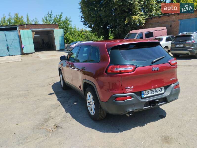 Внедорожник / Кроссовер Jeep Cherokee 2013 в Харькове
