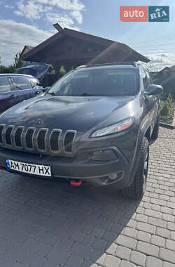Внедорожник / Кроссовер Jeep Cherokee 2017 в 