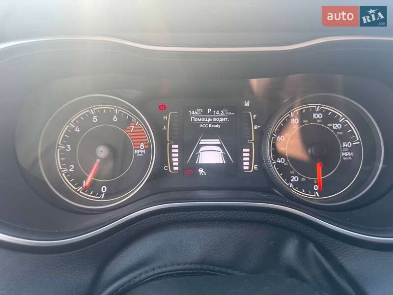 Внедорожник / Кроссовер Jeep Cherokee 2022 в Киеве