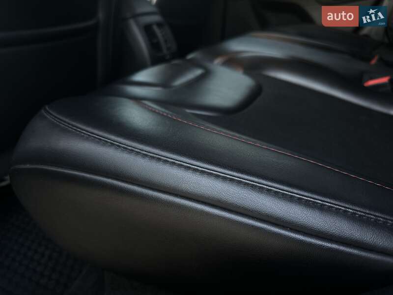 Внедорожник / Кроссовер Jeep Cherokee 2018 в Киеве