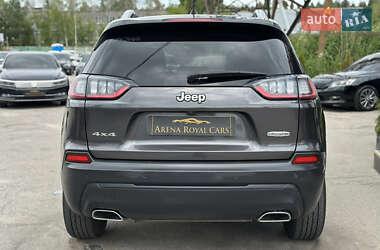 Внедорожник / Кроссовер Jeep Cherokee 2021 в 